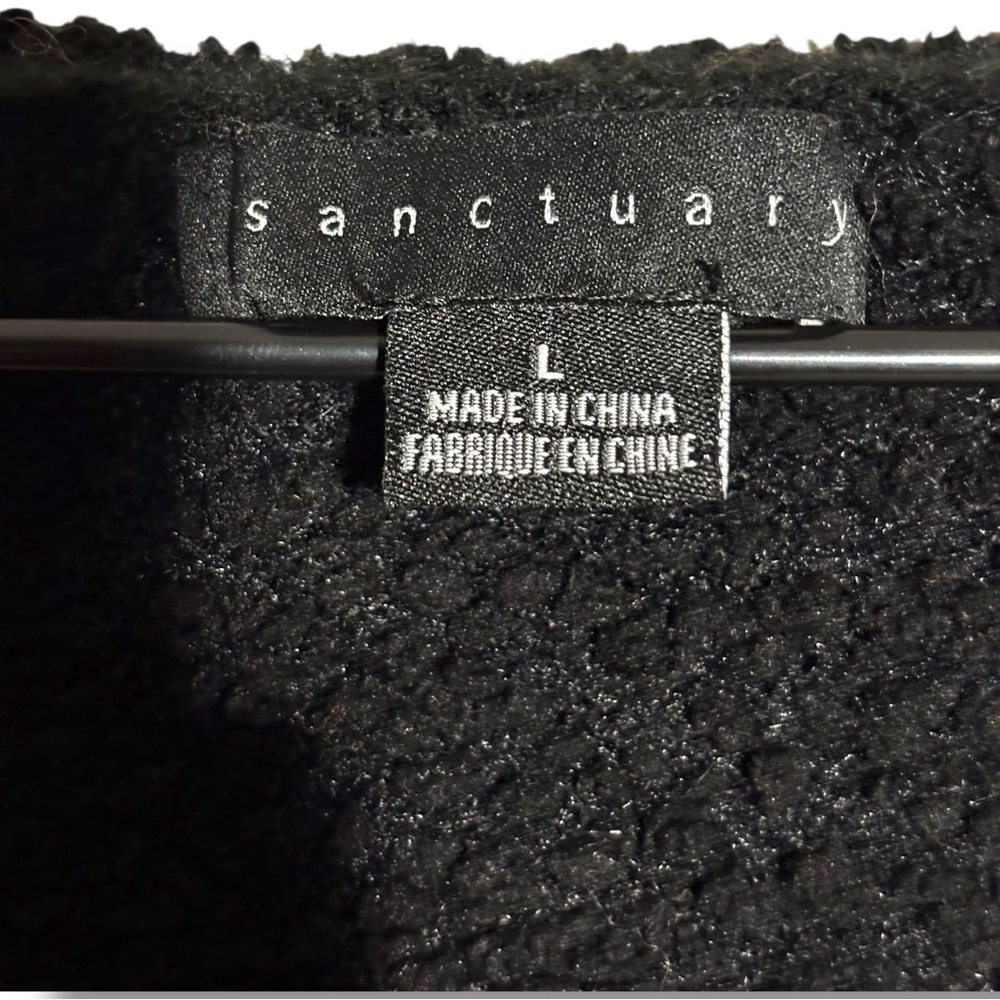 Sanctuary Charcoal Cozy Fuzzy Long Sleeve Size Large V-Neck Sweater - Picture 8 of 16